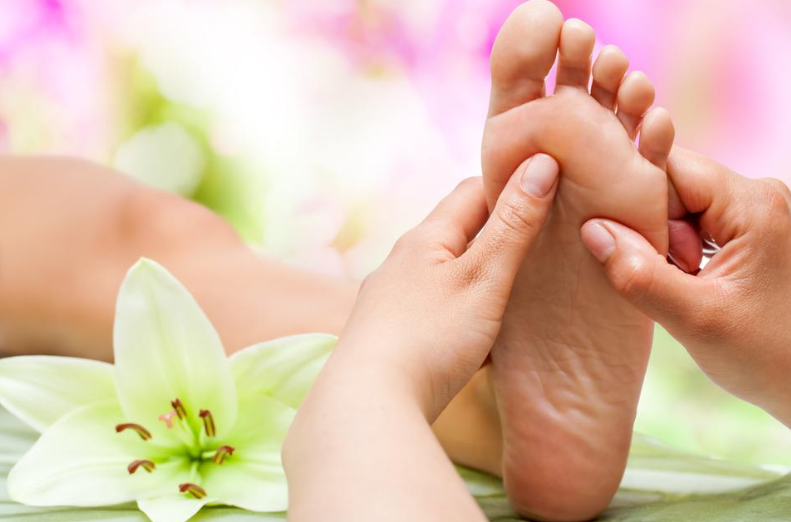 Foot Massage/Reflexology